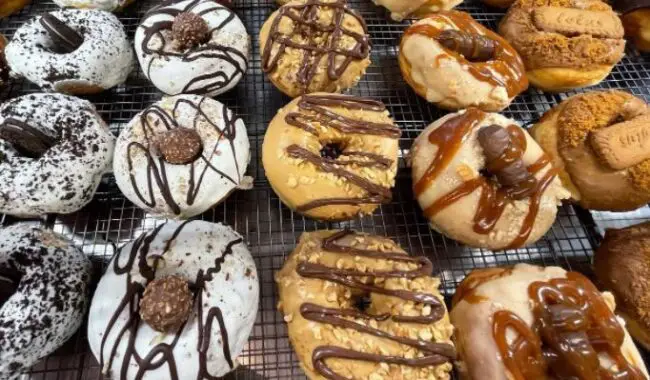 Best donut bagels Gold Coast 24 hour breakfast restaurants