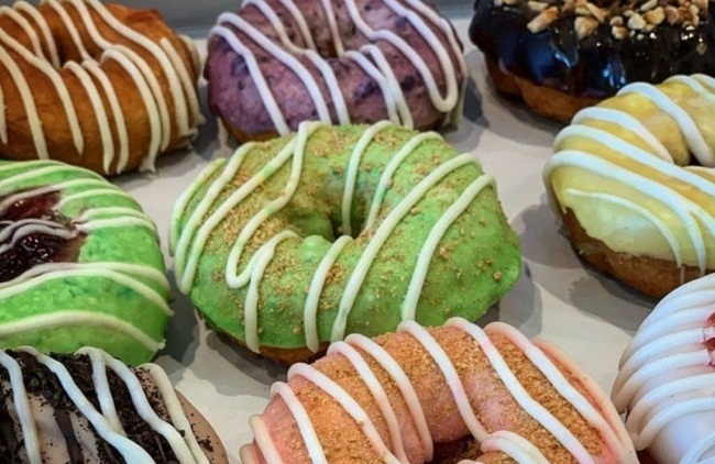Best donut bagels Boulder 24 hour breakfast restaurants