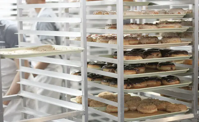 Best donut bagels Bakersfield 24 hour breakfast restaurants