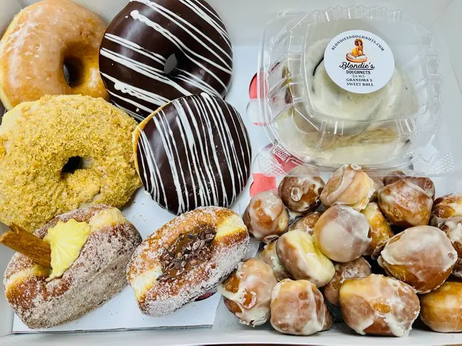 Best donut bagels Baltimore 24 hour breakfast restaurants