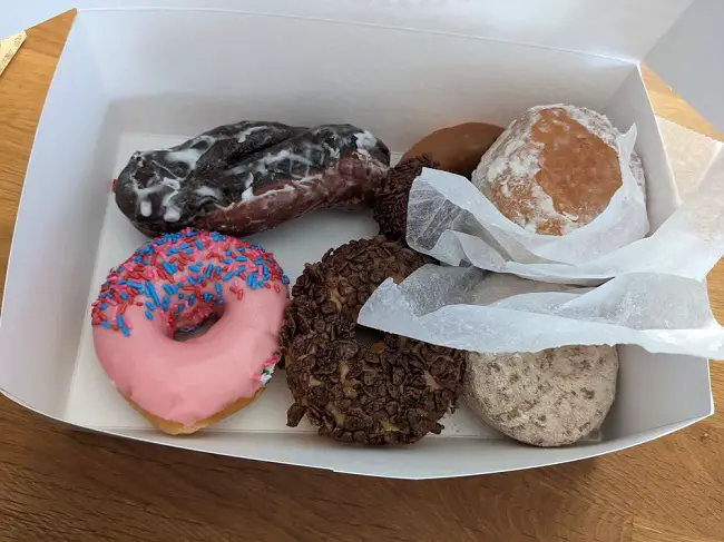 Best donut bagels Boston 24 hour breakfast restaurants