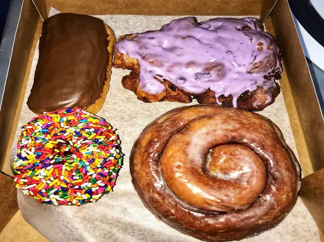 Best donut bagels Dallas Ft Worth 24 hour breakfast restaurants